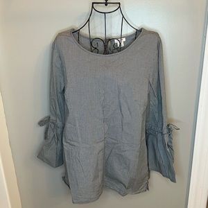 J crew. NWOT. Blouse. Size medium